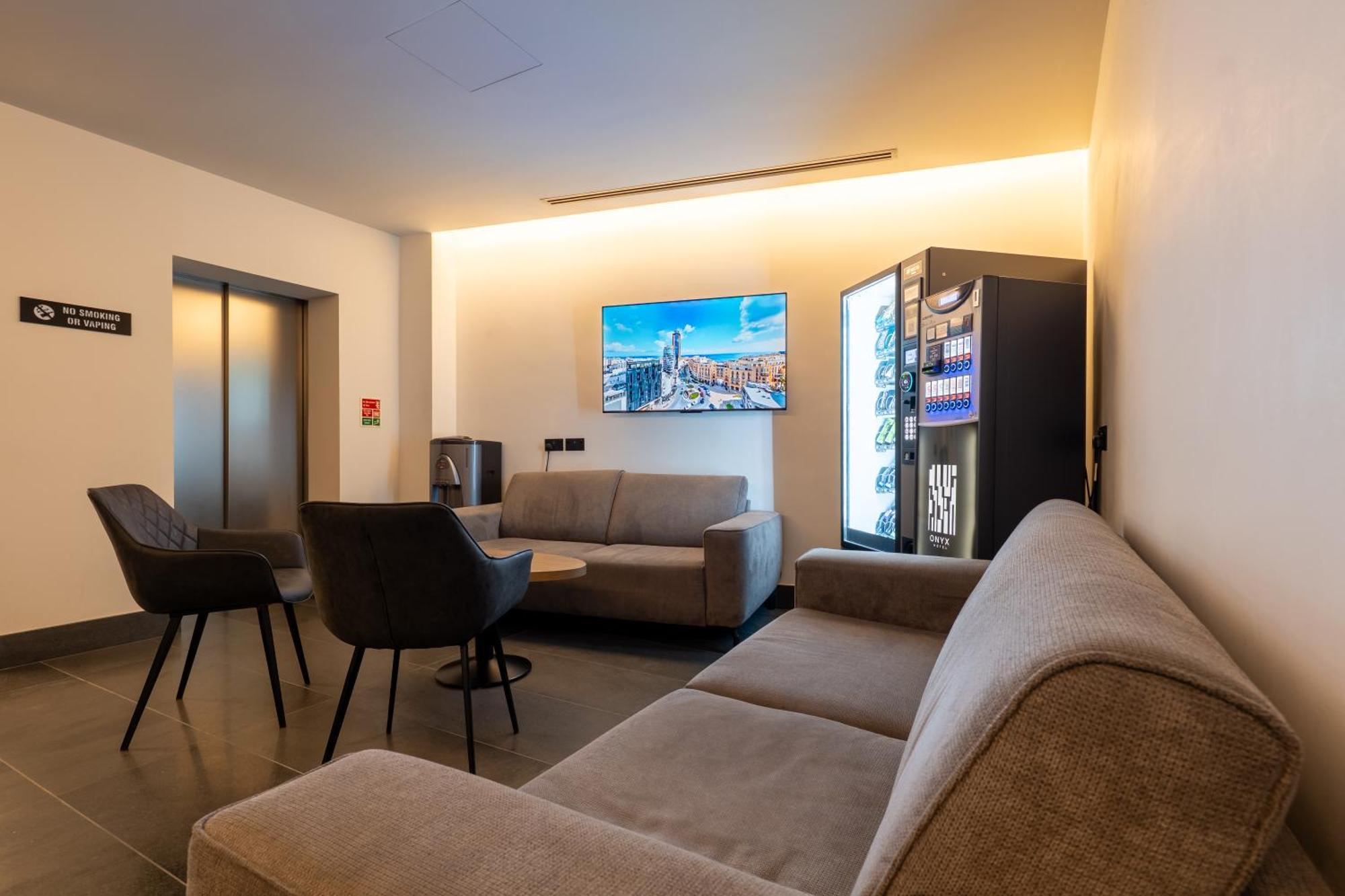 Onyx Hotel San Ġiljan Kültér fotó